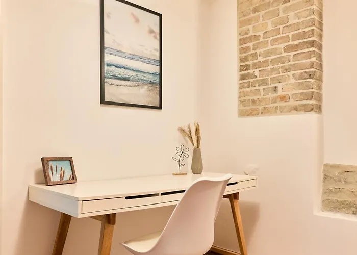 Stilvolle Gartenterrassenwohnung Mitten In In Seenaehe Апартаменты Брегенц